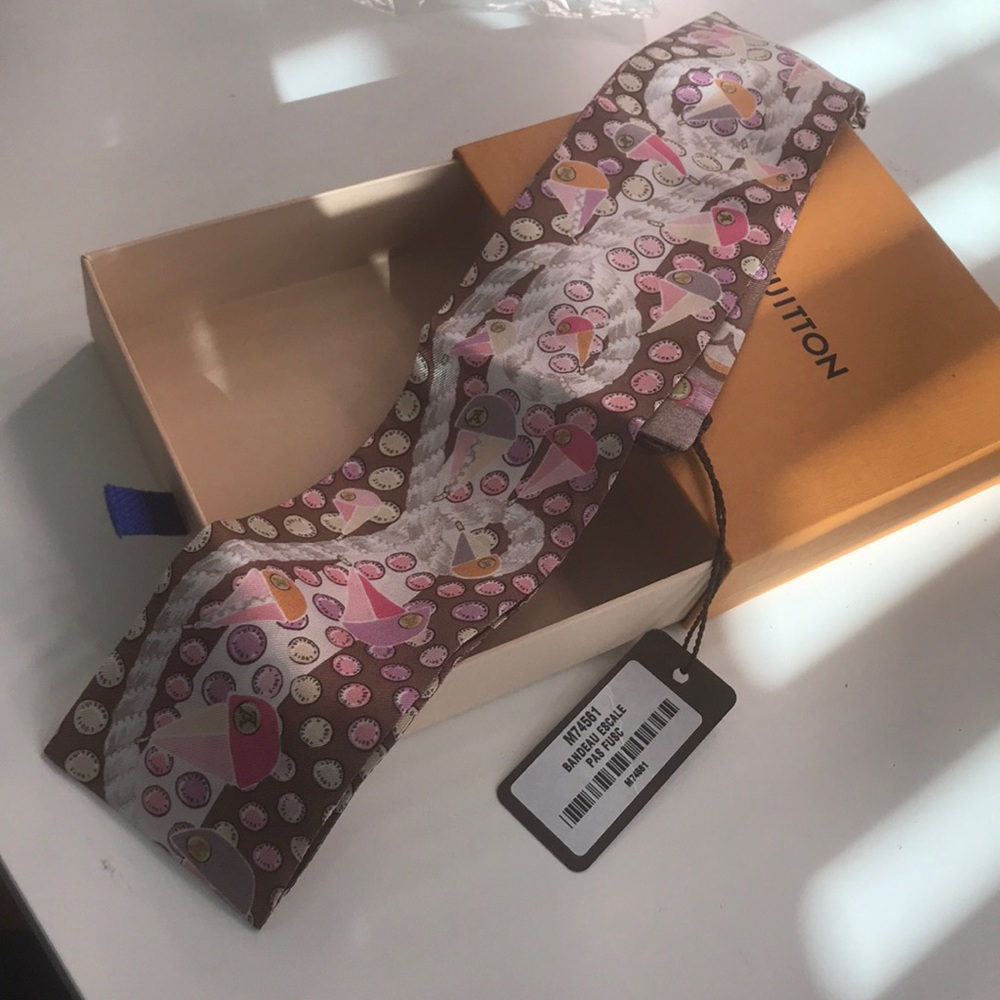 Authentic ice cream bandeau LV